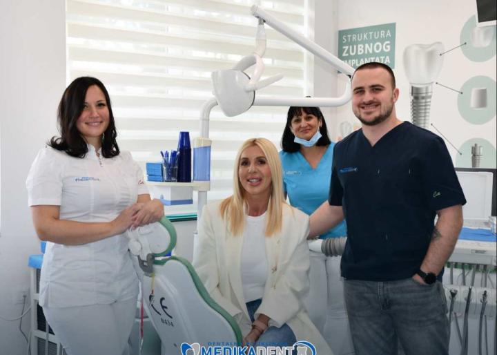 Policlinico odontoiatrico Medikadent 7