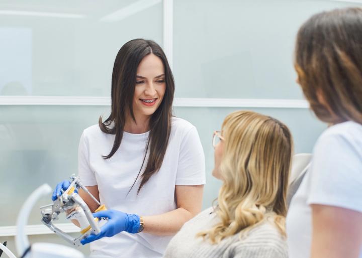 Policlinica dr.Zubović 10