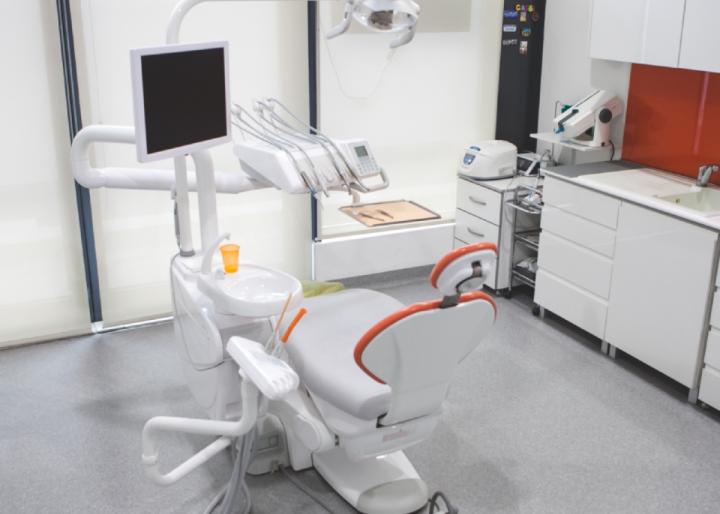 Studio dentale Dentech 10