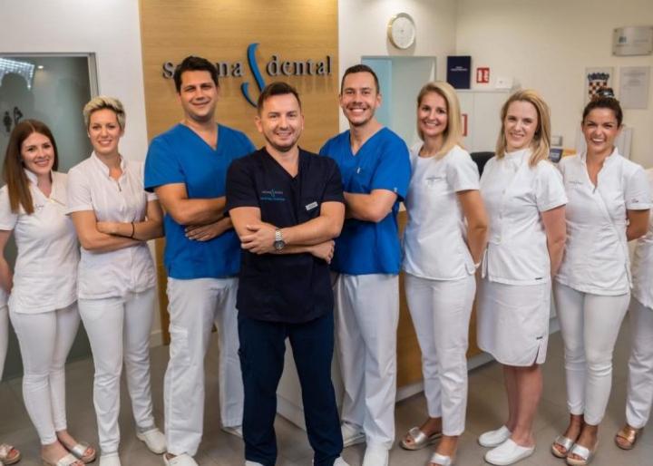 Salona dental