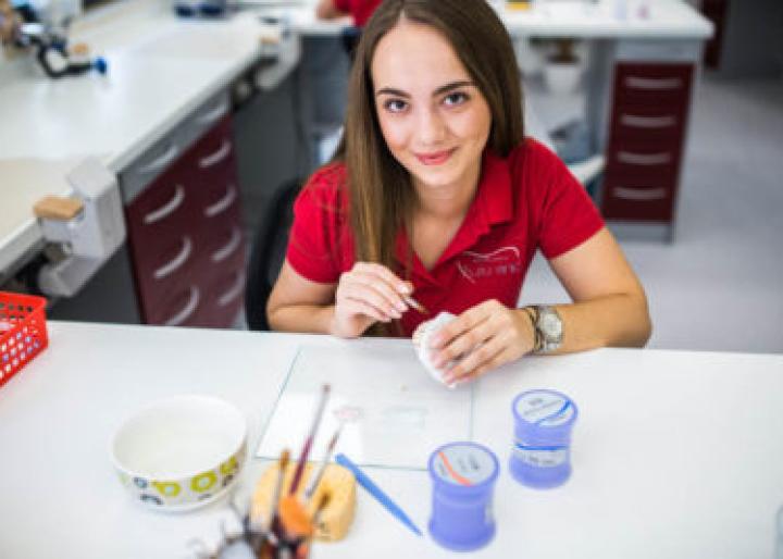 Policlinico Šlaj-Anić 12